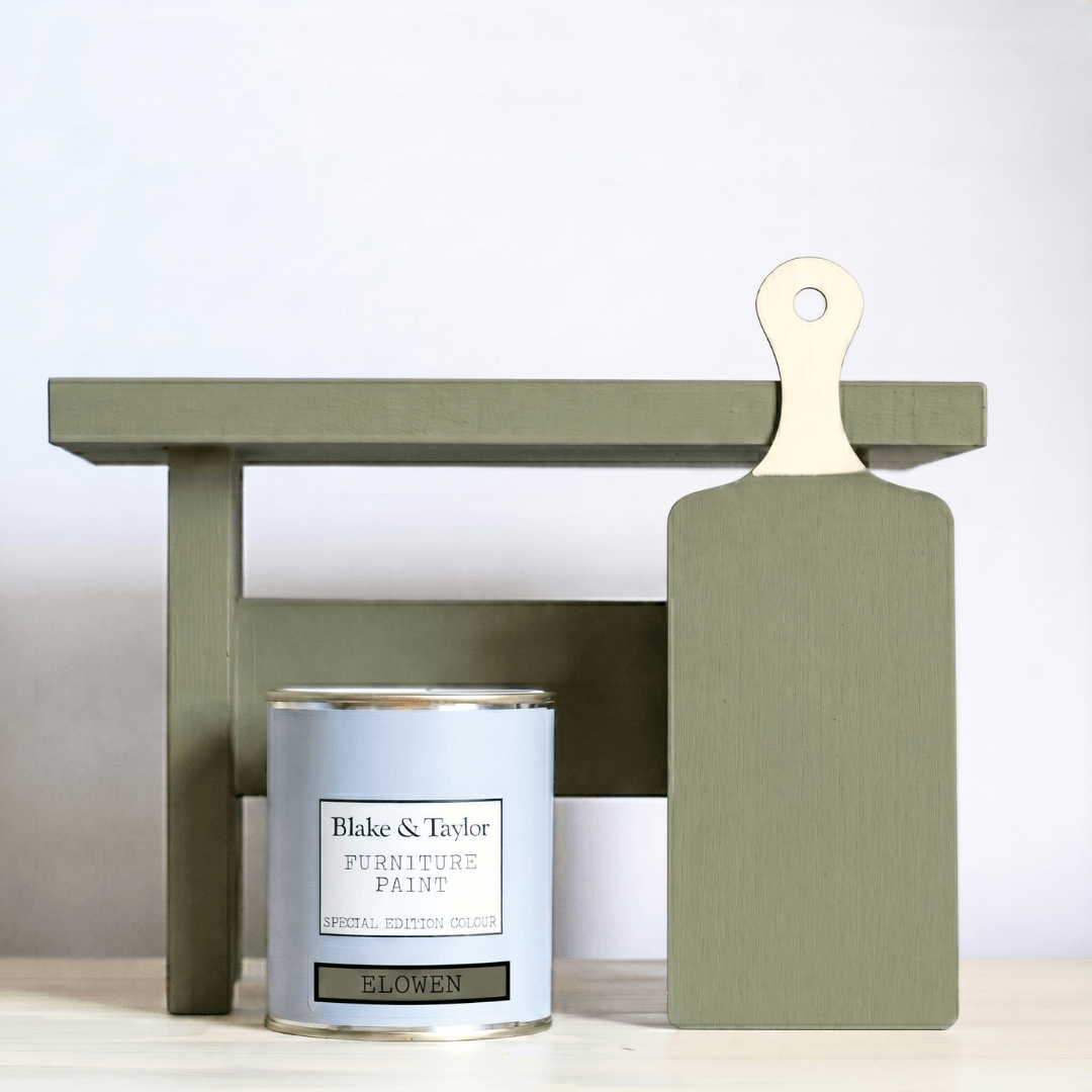 Blake & Taylor 500ml paint tin showing colour Elowen with timber paint swatch