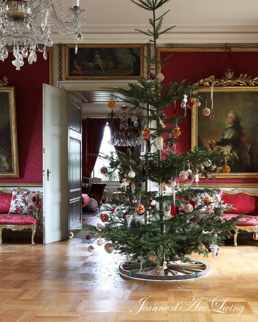 Jeanne d'Arc Living Magazine Christmas Special 2025 - Blake & Taylor Chalk Furniture Paint