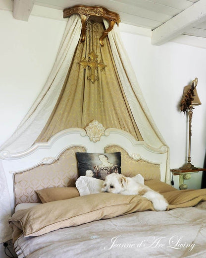 Jeanne d'Arc Living Magazine Issue 1 2025 - Blake & Taylor Chalk Furniture Paint