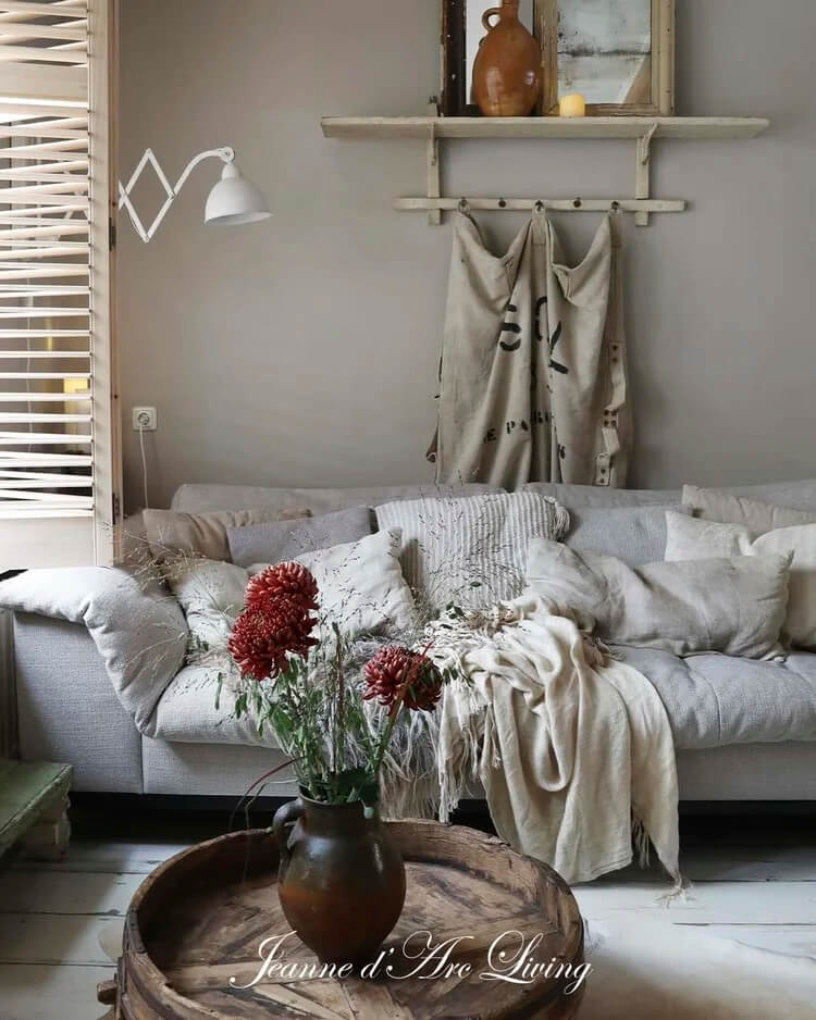 Jeanne d'Arc Living Magazine Issue 7 2026 - Blake & Taylor Chalk Furniture Paint